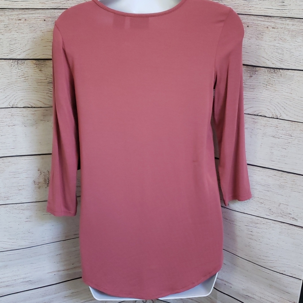 Shirt - Picture 2 of 11
